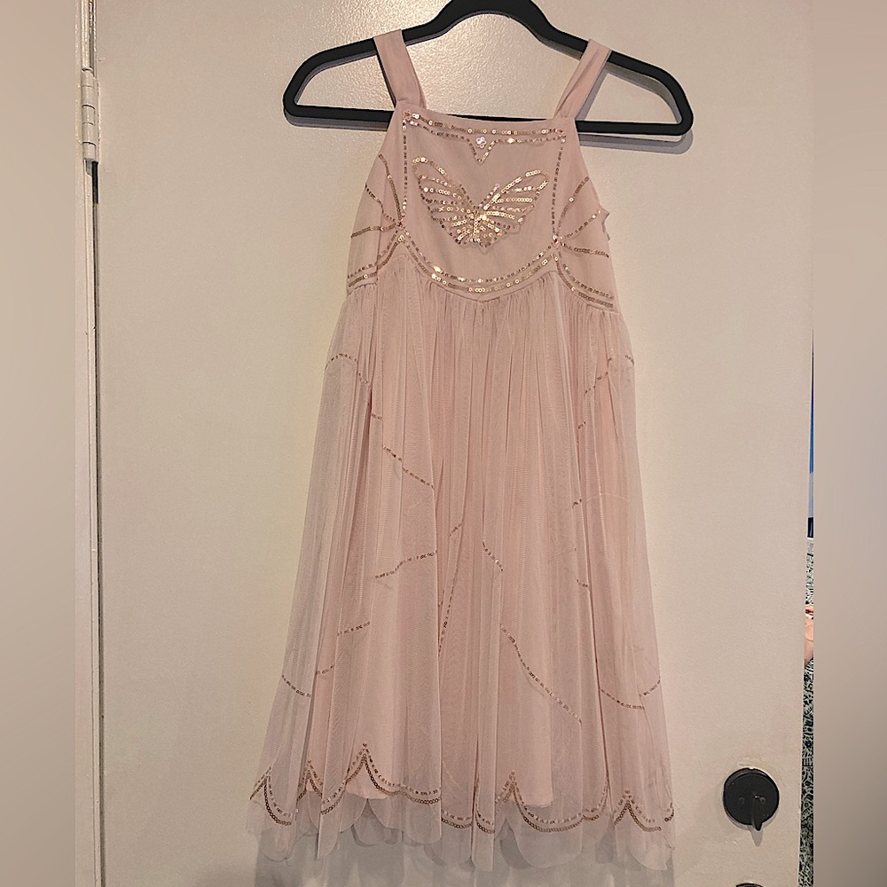 Girls dress